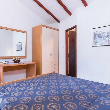 Mugeba 08 Lägenhet Poreč